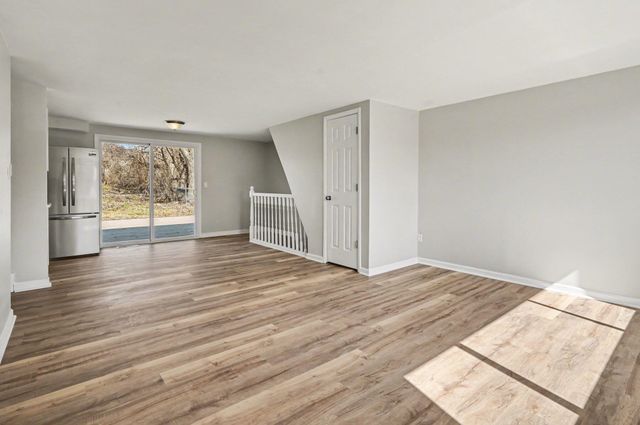 32 Julia Avenue, Florence, KY 41042