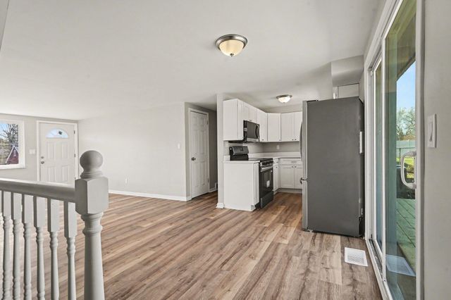 32 Julia Avenue, Florence, KY 41042