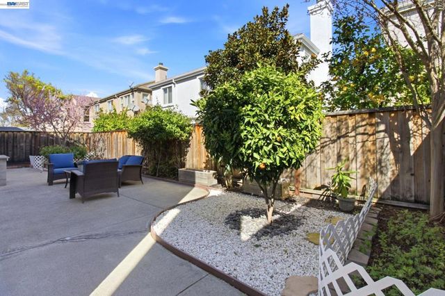 672 672 Greylyn Dr, San Ramon, CA 94583