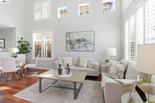 672 672 Greylyn Dr, San Ramon, CA 94583