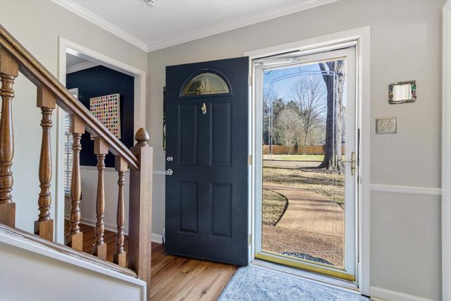 2447 BIRCHTREE DR, Germantown, TN 38138