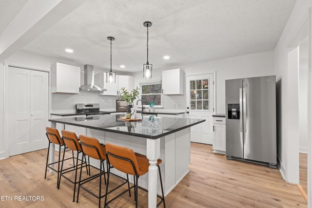 9003 Tedford Lane, Knoxville, TN 37922