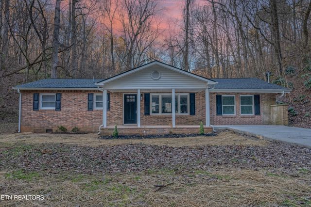 9003 Tedford Lane, Knoxville, TN 37922