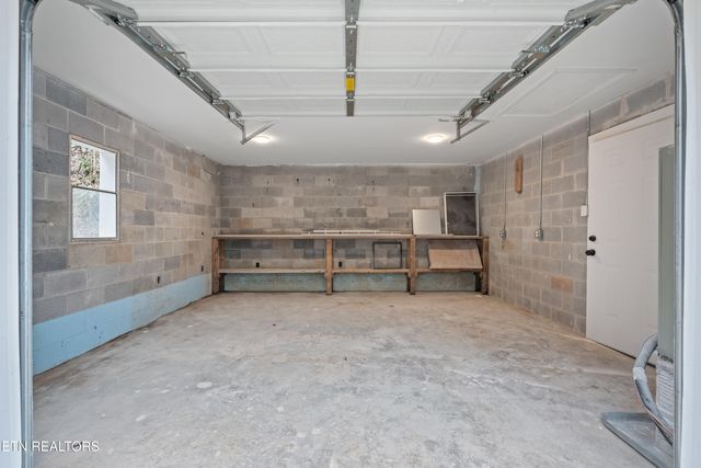 9003 Tedford Lane, Knoxville, TN 37922