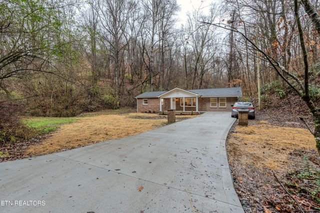 9003 Tedford Lane, Knoxville, TN 37922