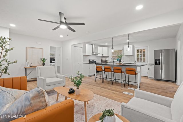 9003 Tedford Lane, Knoxville, TN 37922