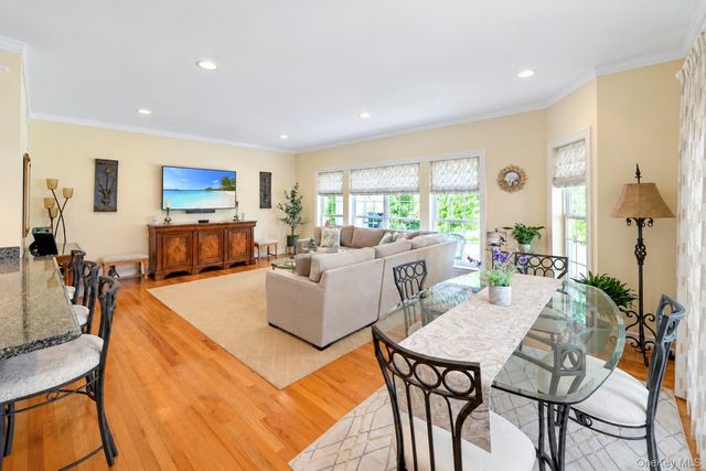7 Wood Hollow Drive, Westhampton, NY 11977