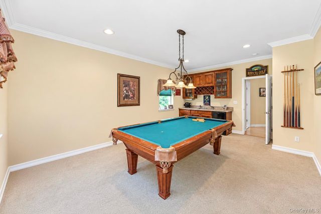 7 Wood Hollow Drive, Westhampton, NY 11977