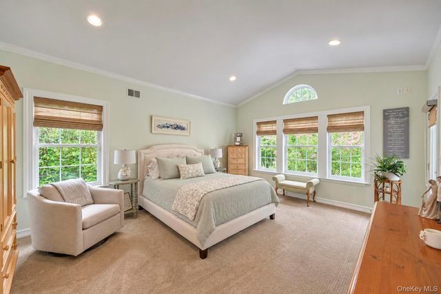 7 Wood Hollow Drive, Westhampton, NY 11977