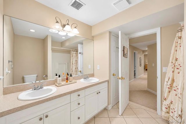 7 Wood Hollow Drive, Westhampton, NY 11977
