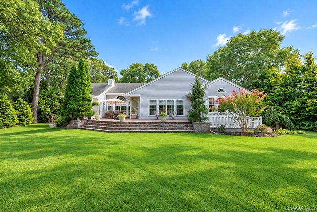 7 Wood Hollow Drive, Westhampton, NY 11977