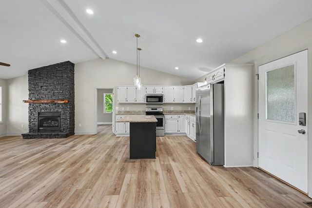 456 Deaver Cove Road, Blairsville, GA 30512