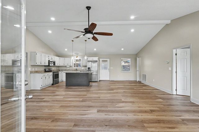 456 Deaver Cove Road, Blairsville, GA 30512