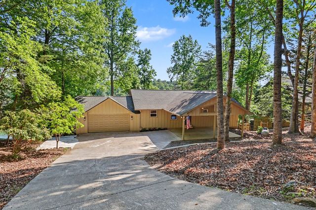456 Deaver Cove Road, Blairsville, GA 30512