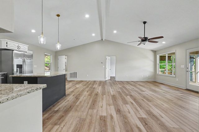 456 Deaver Cove Road, Blairsville, GA 30512