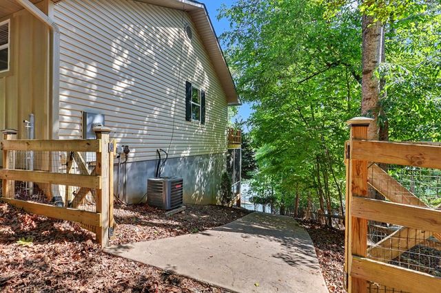 456 Deaver Cove Road, Blairsville, GA 30512