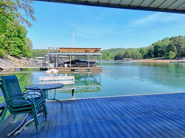 456 Deaver Cove Road, Blairsville, GA 30512