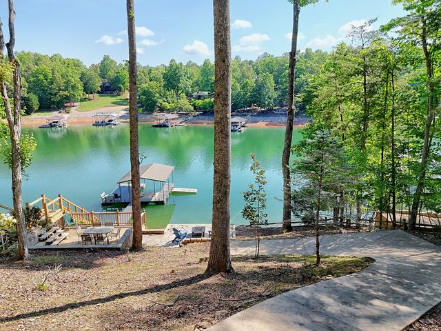 456 Deaver Cove Road, Blairsville, GA 30512