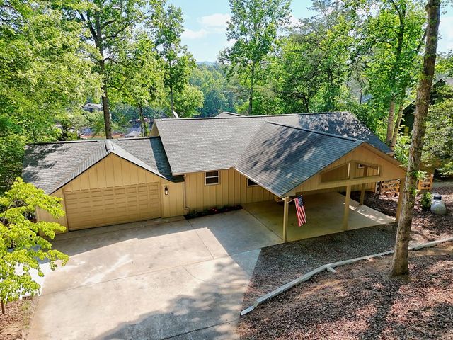 456 Deaver Cove Road, Blairsville, GA 30512