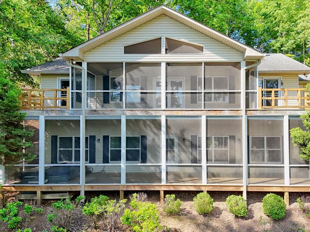 456 Deaver Cove Road, Blairsville, GA 30512