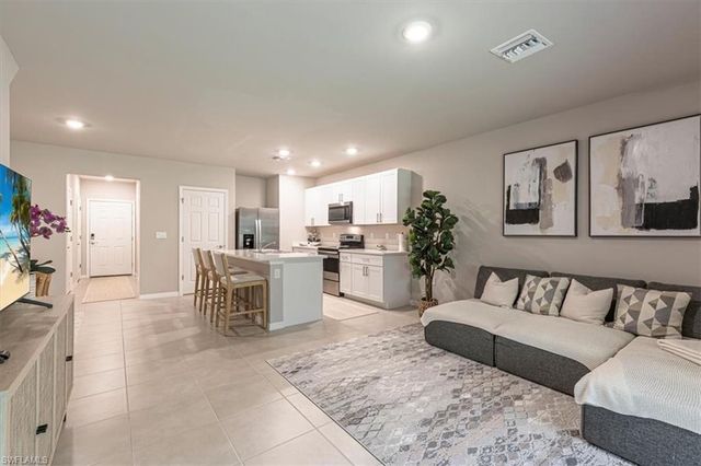 15457 Wildflower CIR, Naples, FL 34119