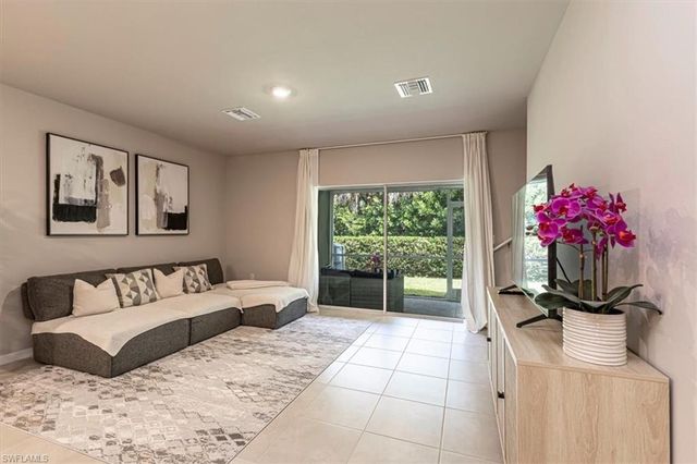15457 Wildflower CIR, Naples, FL 34119