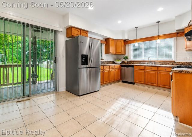 414 Oak Street, Ypsilanti, MI 48198