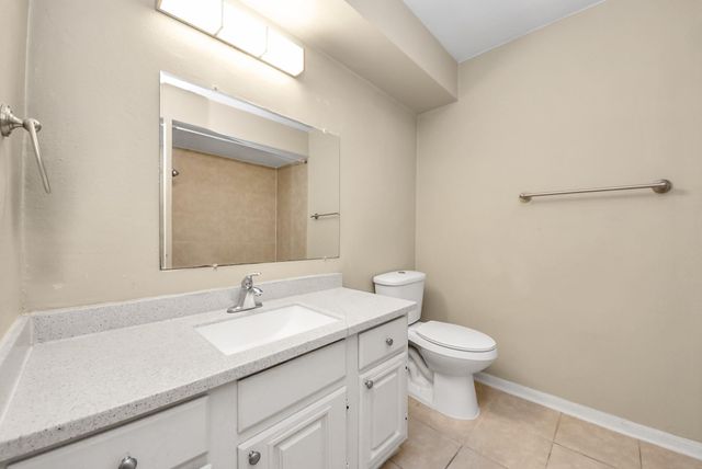 17105 Beaver Springs Dr Drive 9, Houston, TX 77090