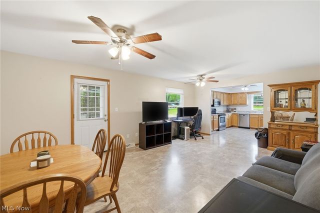 6343 Youngstown Hubbard Road, Hubbard, OH 44425
