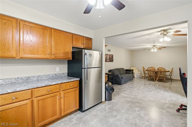 6343 Youngstown Hubbard Road, Hubbard, OH 44425