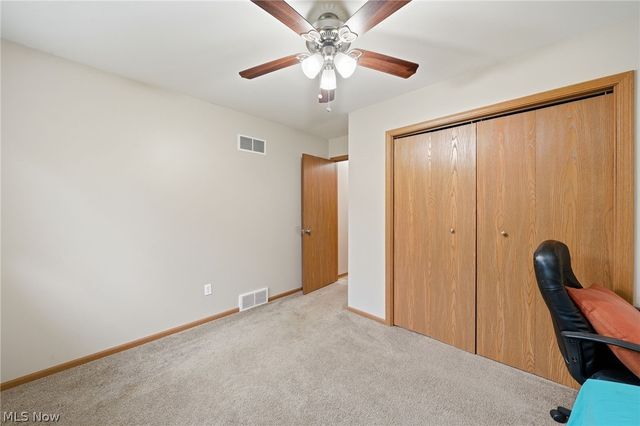 6343 Youngstown Hubbard Road, Hubbard, OH 44425