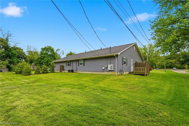 6343 Youngstown Hubbard Road, Hubbard, OH 44425