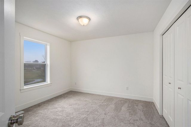 5589 Paxton Court, Portage, MI 49024