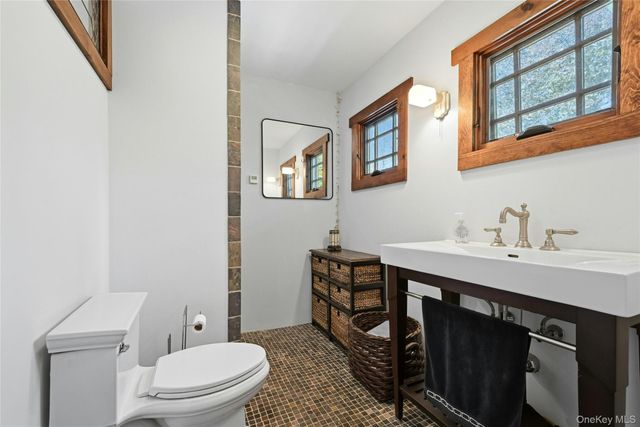 425 Maple Lane, Southold, NY 11971