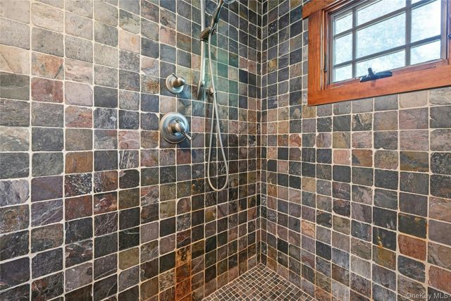 425 Maple Lane, Southold, NY 11971