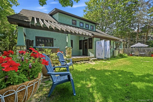 425 Maple Lane, Southold, NY 11971