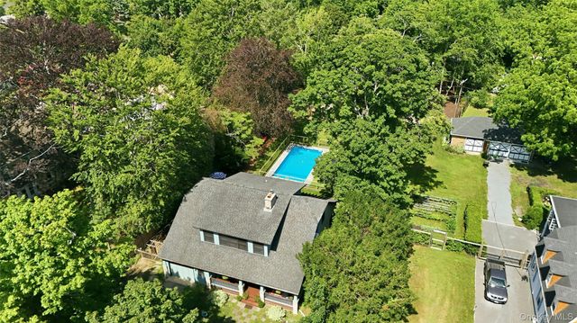 425 Maple Lane, Southold, NY 11971
