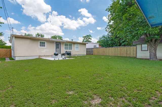 2640 Brandywine Drive, Farmers Branch, TX 75234