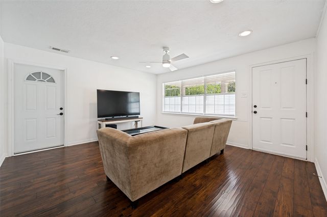 2640 Brandywine Drive, Farmers Branch, TX 75234
