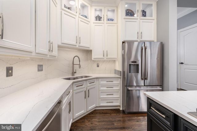 7486 CARRIAGE HILLS DR, Mclean, VA 22102