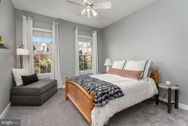 7486 CARRIAGE HILLS DR, Mclean, VA 22102