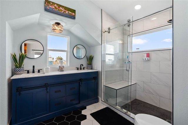 121 Redhead, Rockport, TX 78382