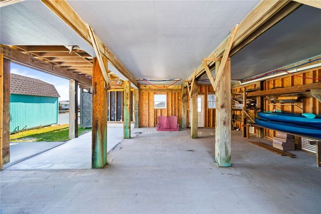 121 Redhead, Rockport, TX 78382