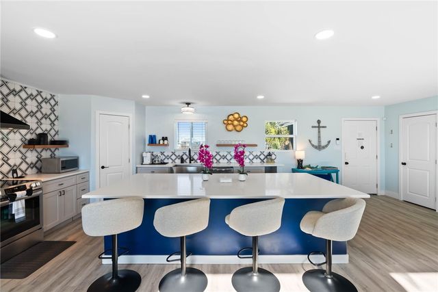 121 Redhead, Rockport, TX 78382