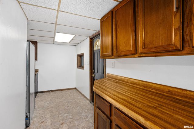 2316 N SHERIDAN Road, Peoria, IL 61604