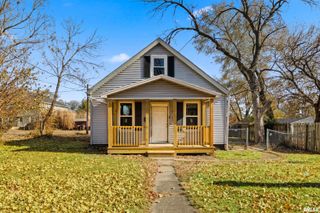 2316 N SHERIDAN Road, Peoria, IL 61604