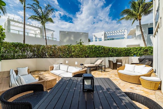50 S Pointe Drive 510, Miami Beach, FL 33139
