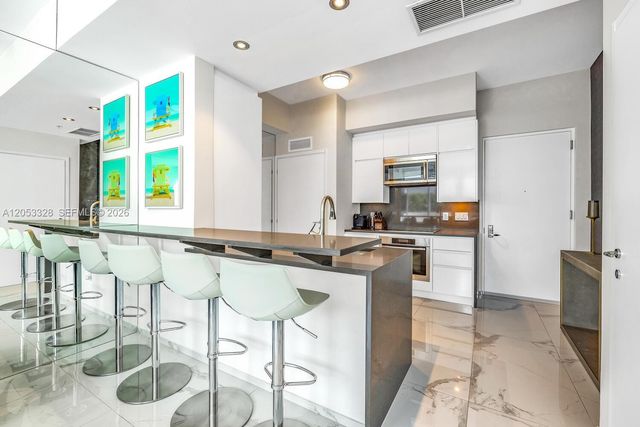 50 S Pointe Drive 510, Miami Beach, FL 33139