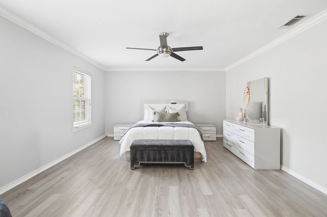 17365 Remington Park Circle, Dallas, TX 75252