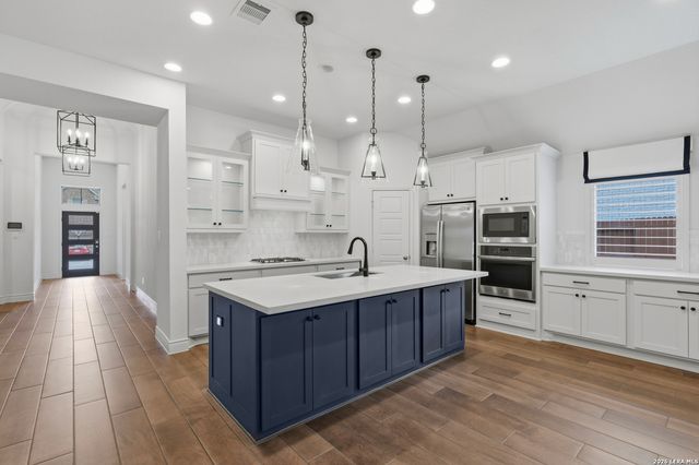 12023 Upton Park, San Antonio, TX 78253